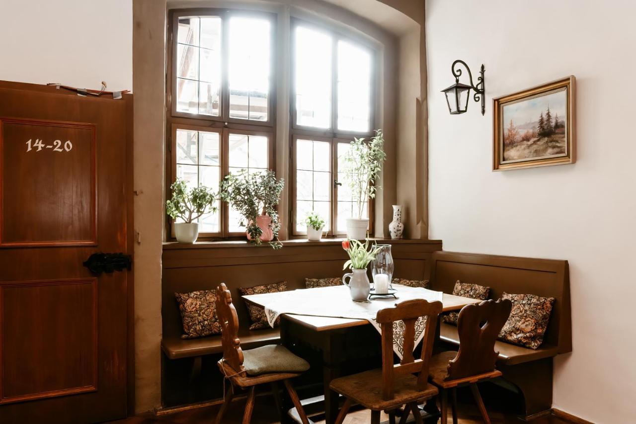 Hotel-Gasthof Goldener Greifen Ротенбург-на-Таубері Екстер'єр фото